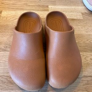 Crocs Dylan Clogs 8
